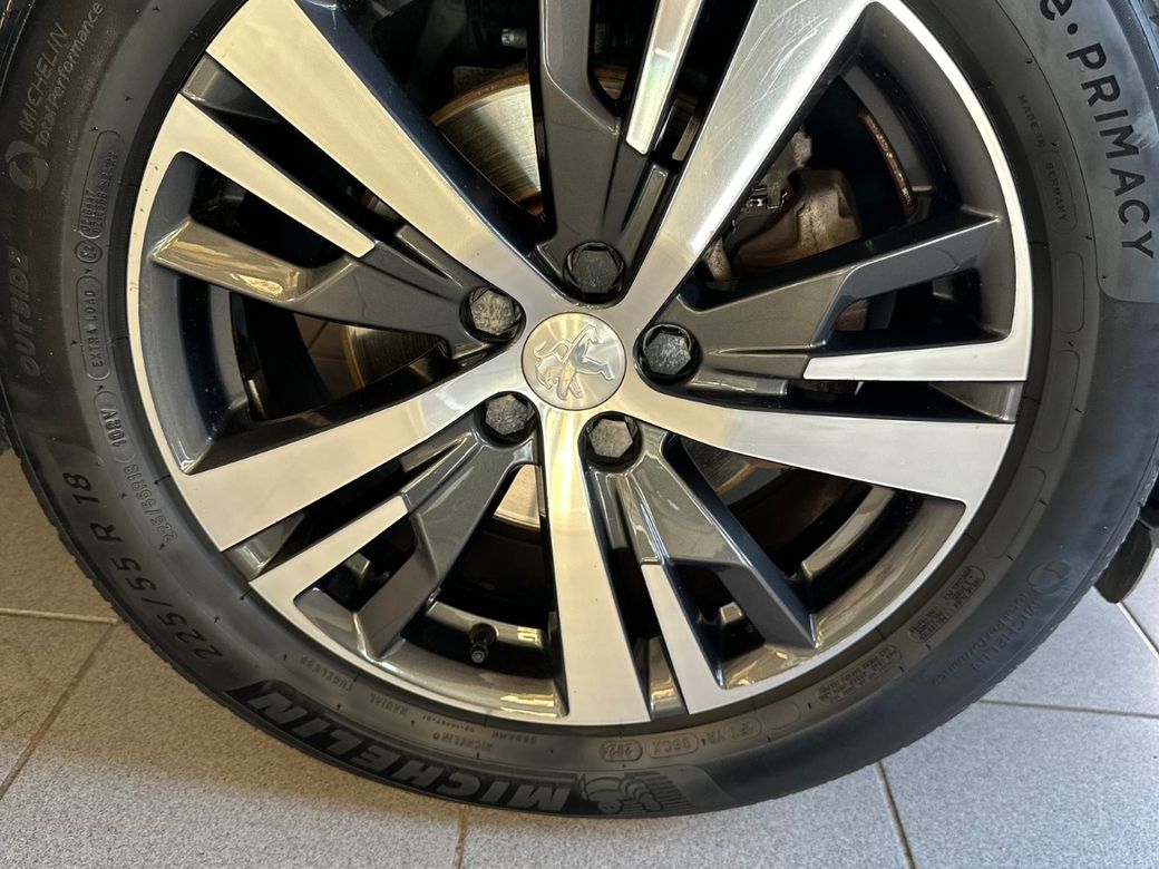 2024 Peugeot 5008