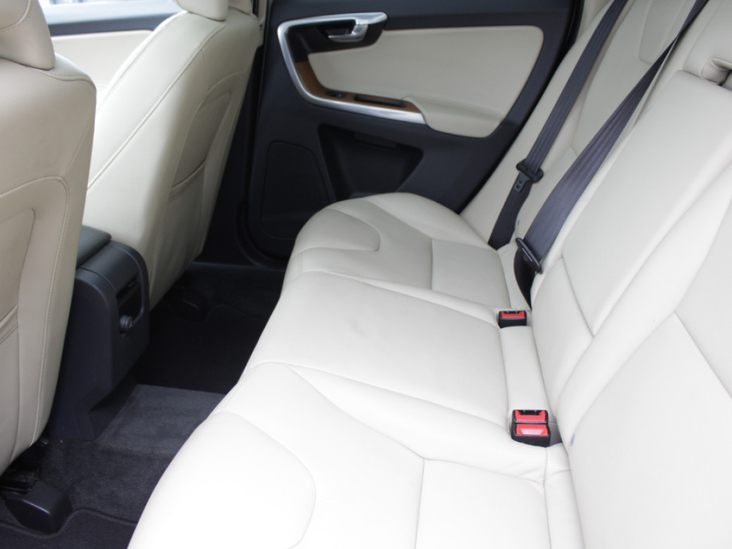 2016 Volvo XC60