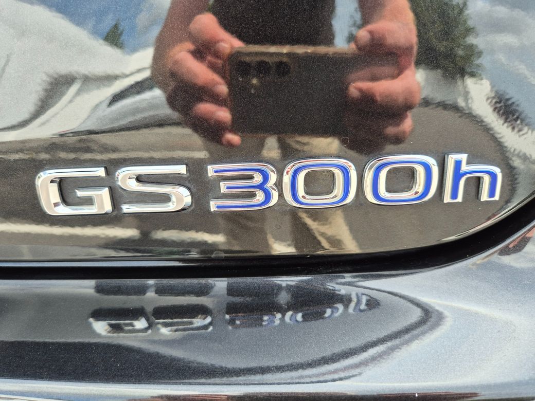 2018 Lexus GS 300H