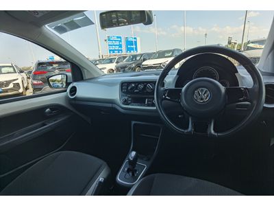 2015 Volkswagen up!