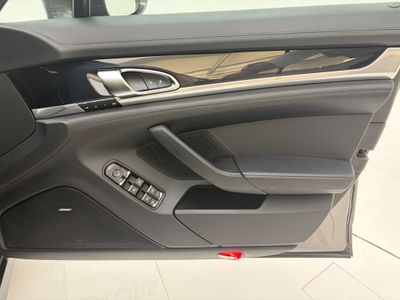 2016 Porsche Panamera