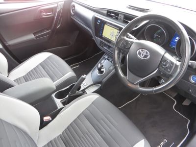 2017 Toyota Auris
