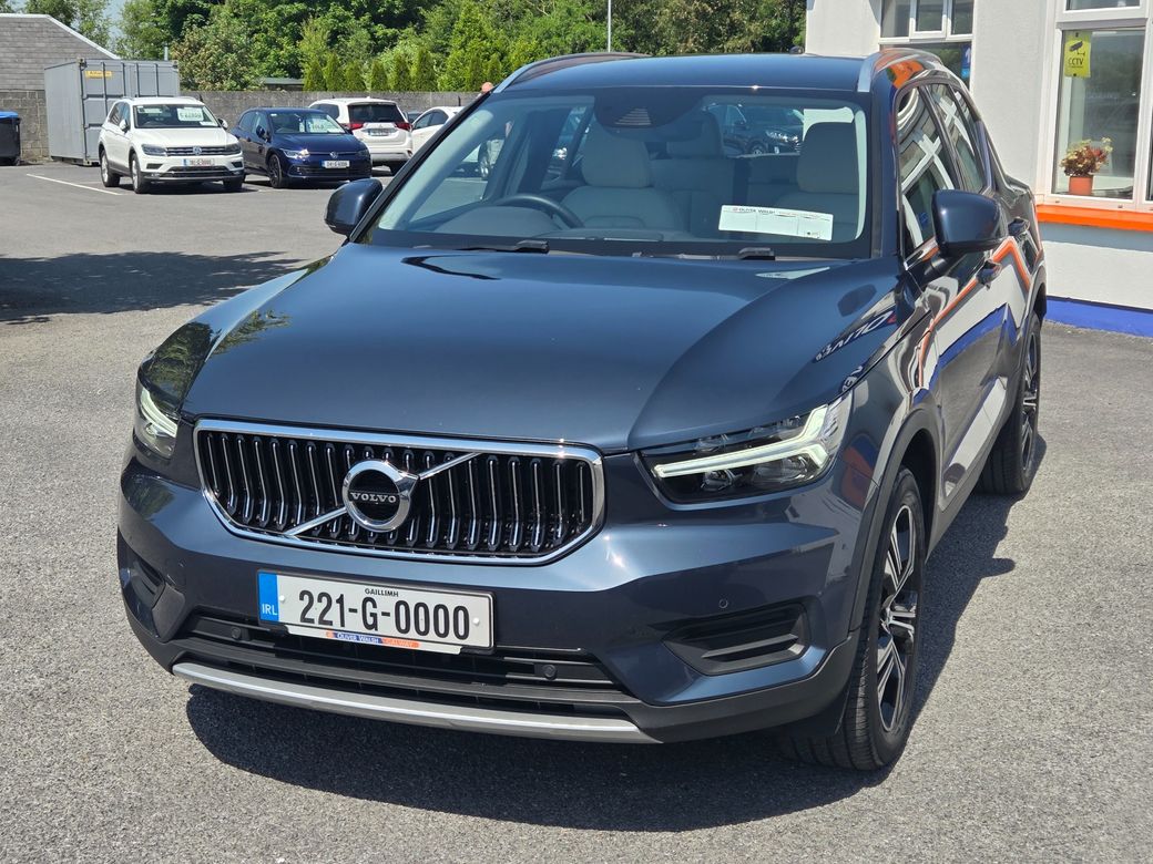 2022 Volvo XC40