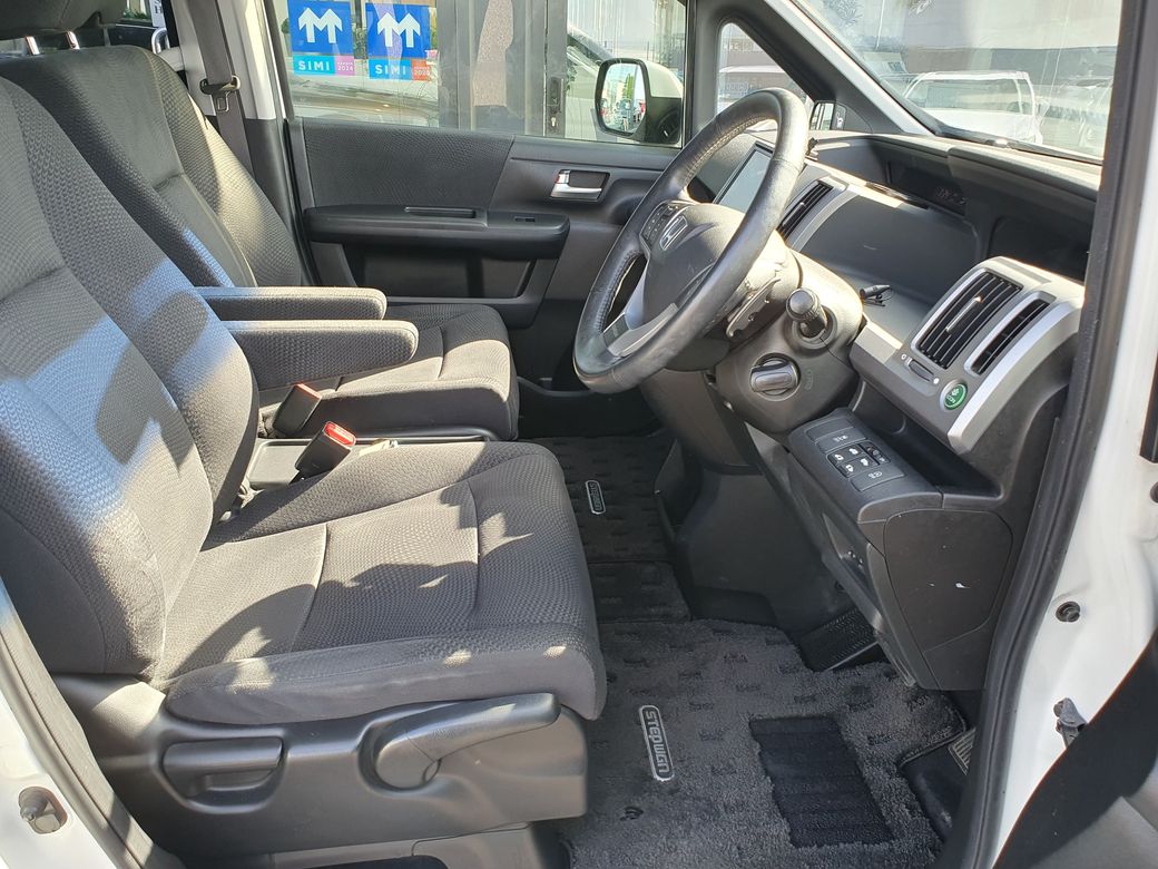 2014 Honda Stepwagon