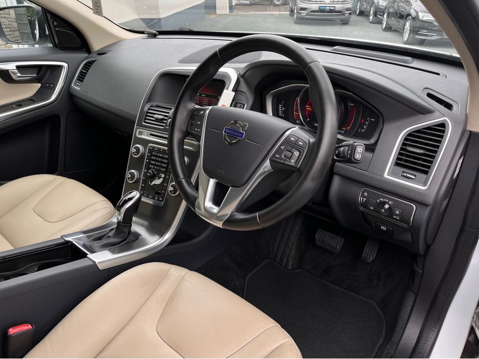 2016 Volvo XC60