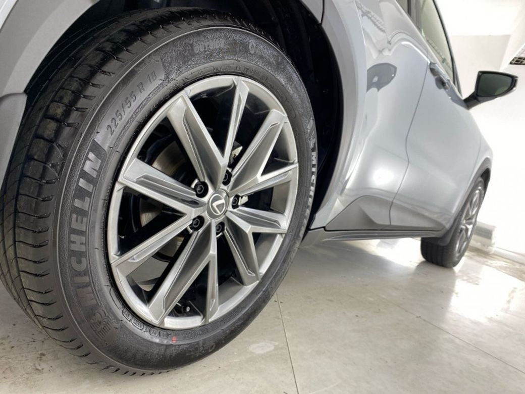 2025 Lexus LBX