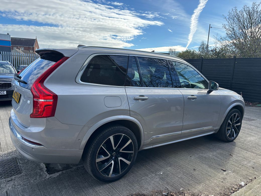 2022 Volvo XC90