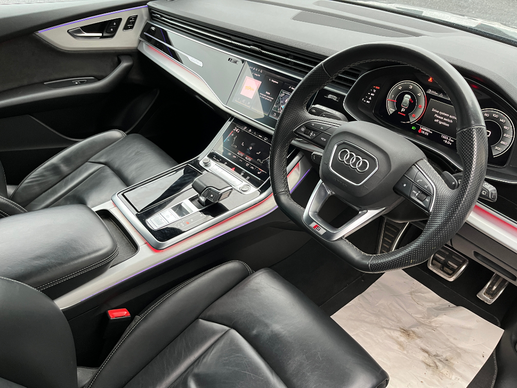 2022 Audi Q8