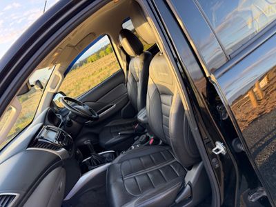 2016 Mitsubishi L200