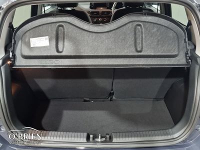 2025 Hyundai i10