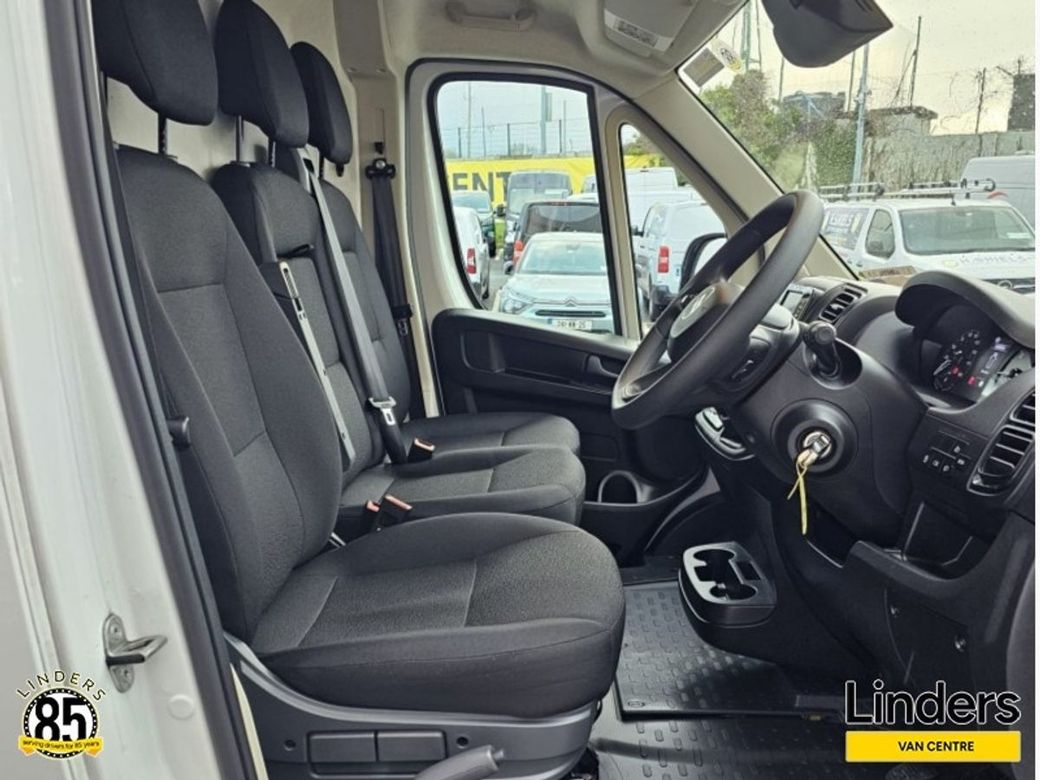 2025 Citroen Relay