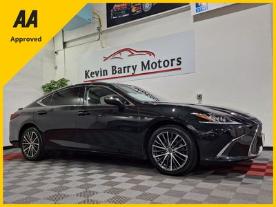 2022 Lexus ES 300h