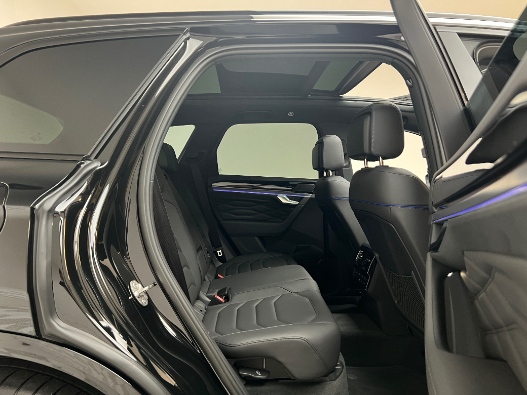 2025 Volkswagen Touareg