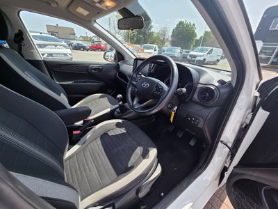 2023 Hyundai i10