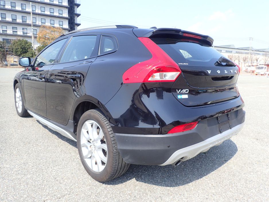 2018 Volvo V40 Cross Country