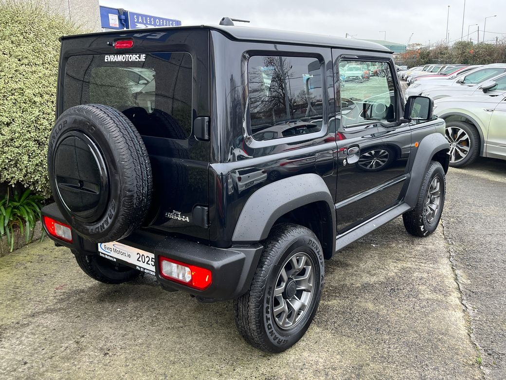2025 Suzuki Jimny