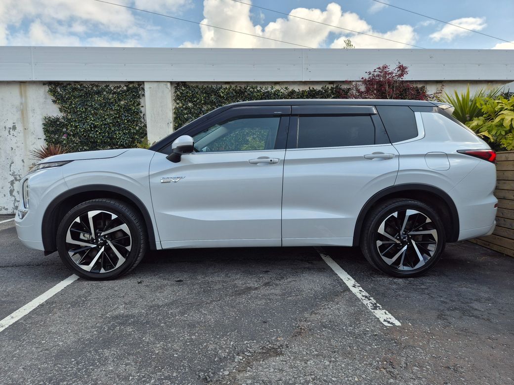 2023 Mitsubishi Outlander