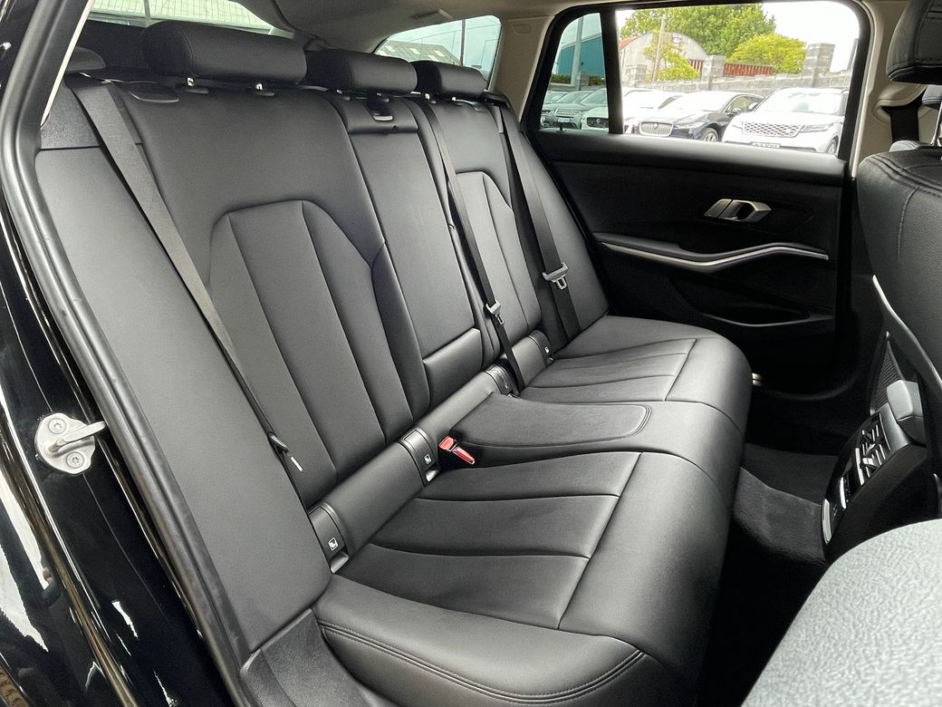 2021 BMW 3 Series
