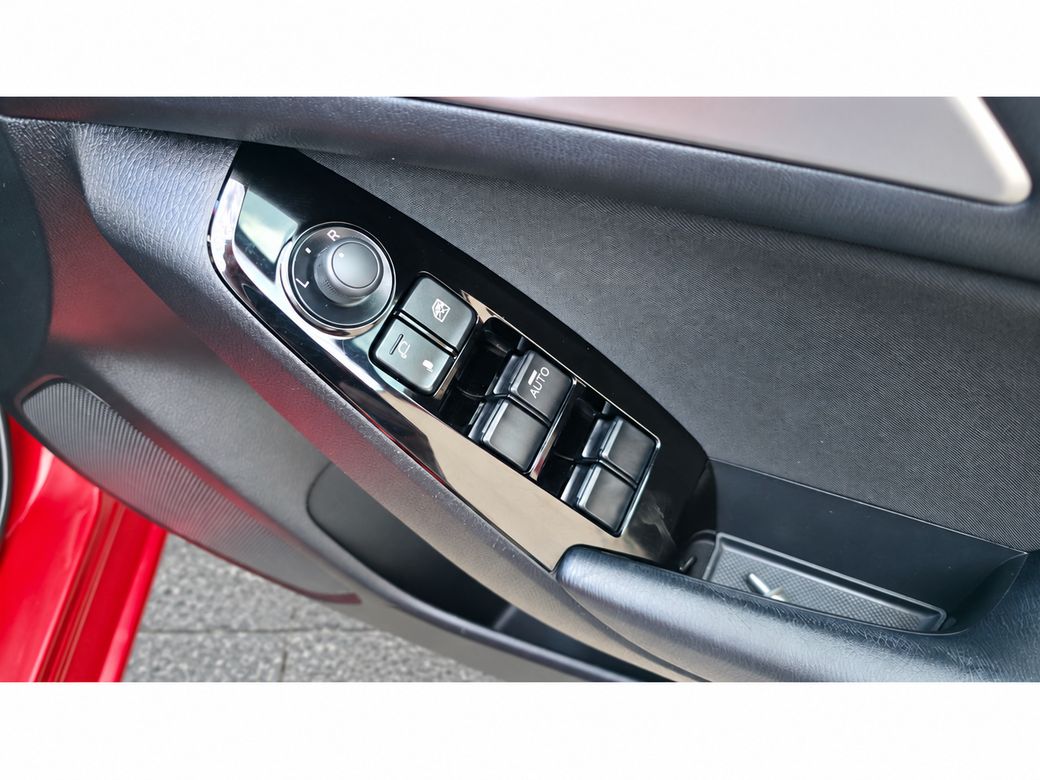 2018 Mazda Axela