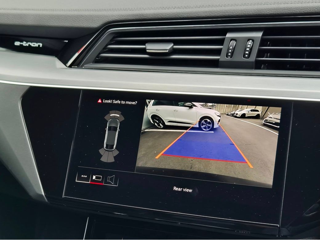2022 Audi e-tron