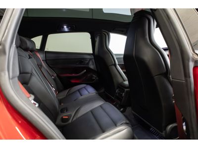 2022 Porsche Taycan