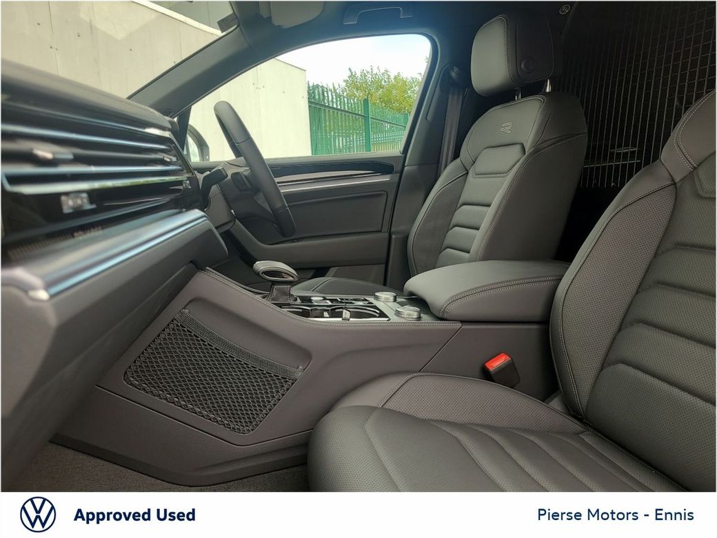 2025 Volkswagen Touareg