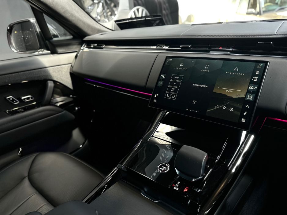 2025 Land Rover Range Rover Sport