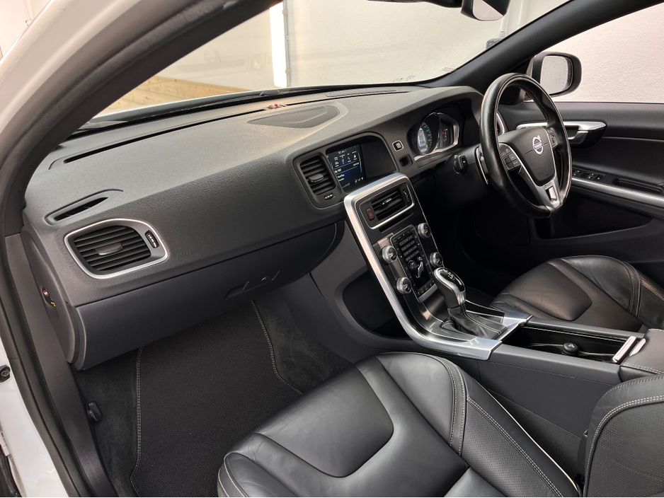 2016 Volvo V60