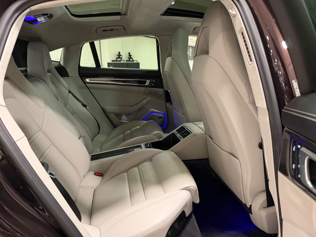 2023 Porsche Panamera