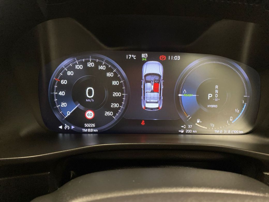 2022 Volvo XC40