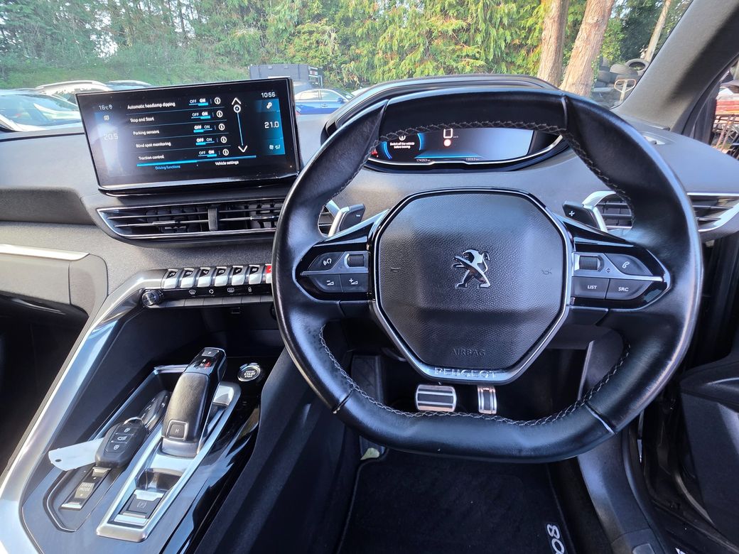 2023 Peugeot 5008