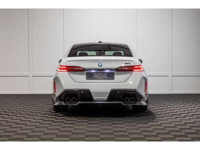 2025 BMW M5