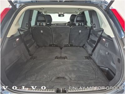 2022 Volvo XC90