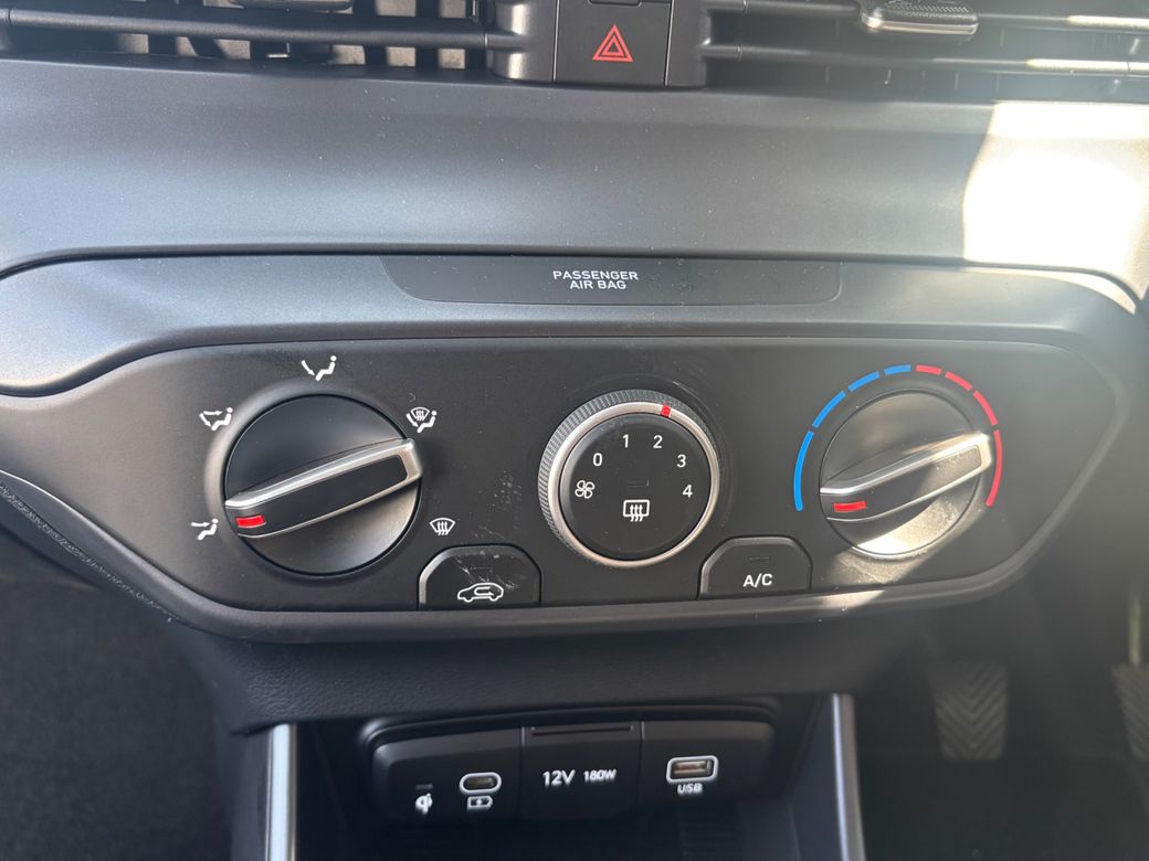 2025 Hyundai i20