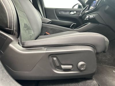 2023 Volvo XC40