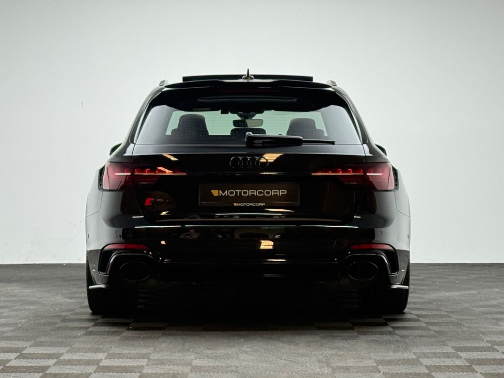 2022 Audi RS4