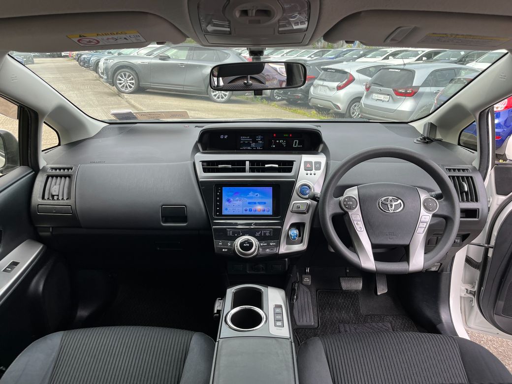2015 Toyota Prius Alpha