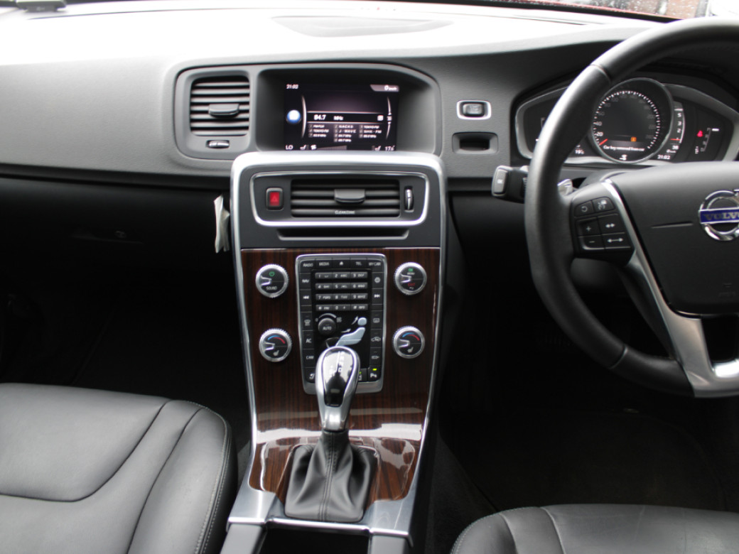 2018 Volvo V60
