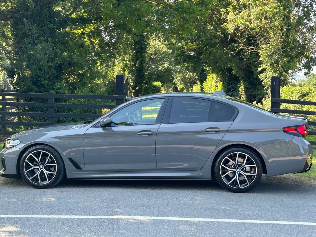 2022 BMW 5 Series