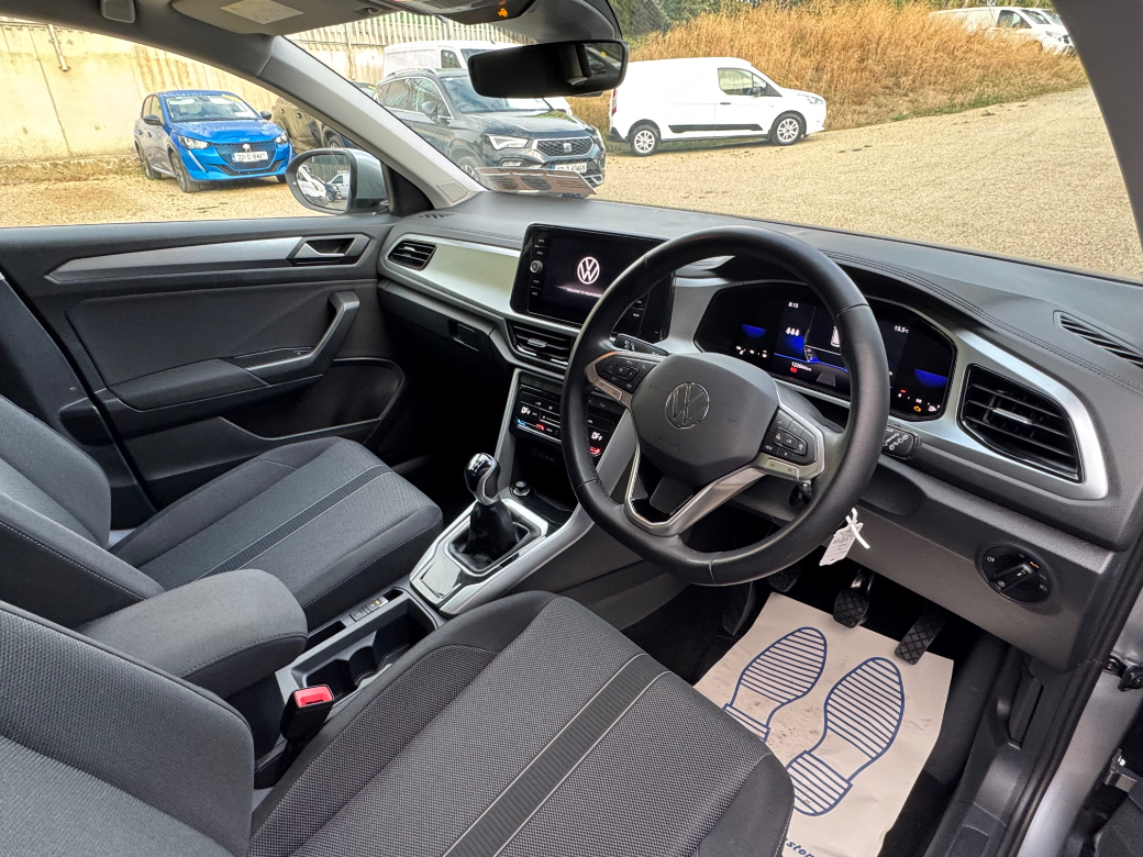 2023 Volkswagen T-Roc