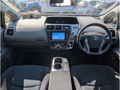 2014 Toyota Prius Alpha