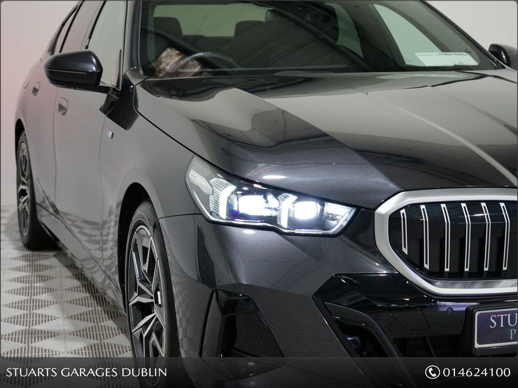 2024 BMW i5