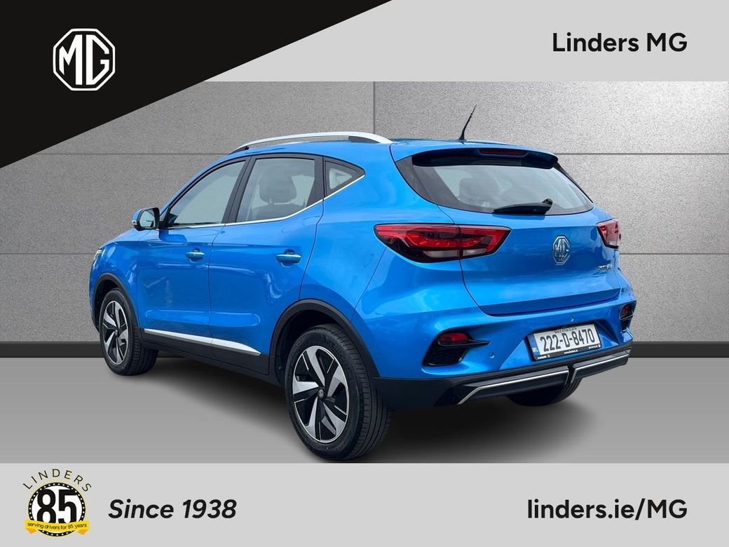 2022 MG ZS