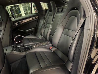 2023 Porsche Panamera
