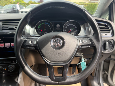 2018 Volkswagen E-Golf