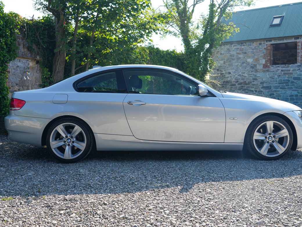 2010 BMW 3 Series
