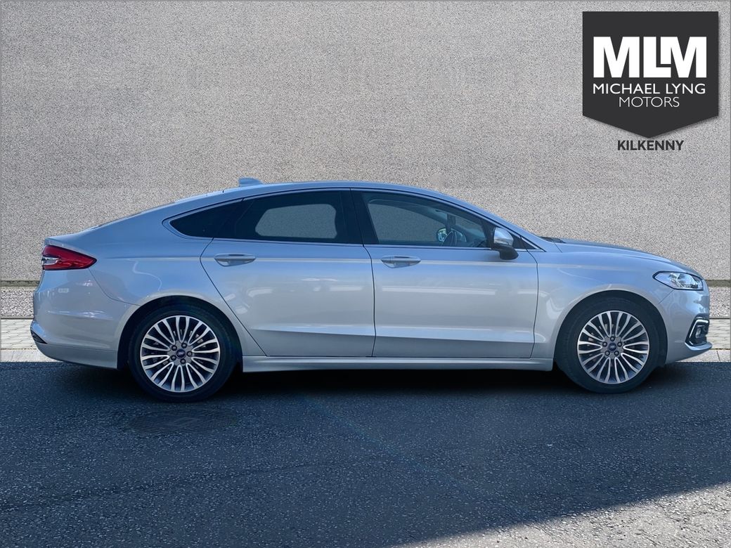 2021 Ford Mondeo