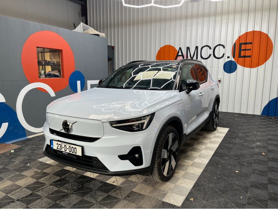2023 Volvo XC40