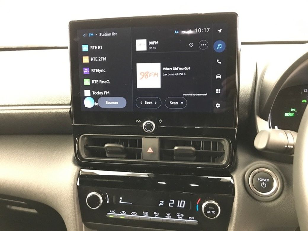 2025 Toyota Yaris Cross