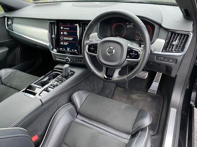 2021 Volvo S90